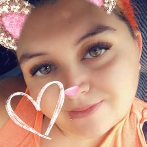 Meet your Posher, Emaline